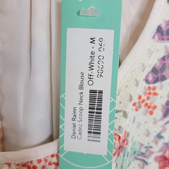 NWT Stitch Fix Daniel Rainn | Cadez Perforated Floral Overlay Tank Blouse - Picture 5 of 8